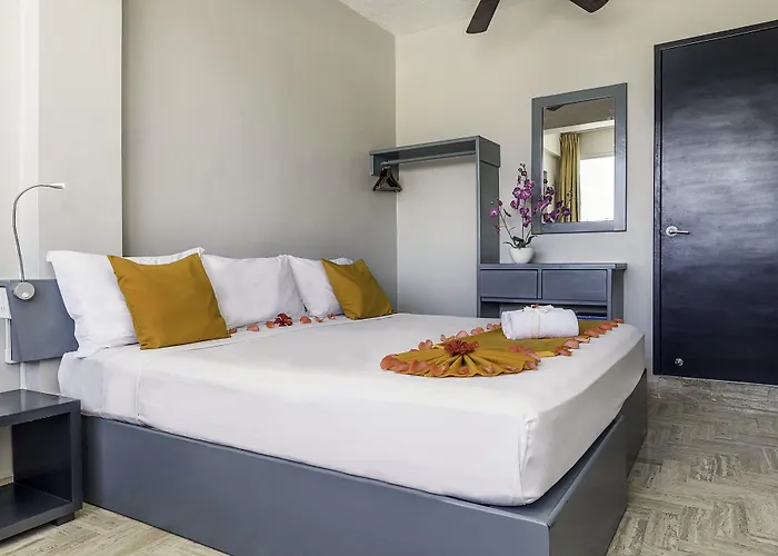 Apartahotel Mar Azul 5ta Av (adults Only) Playa del Carmen